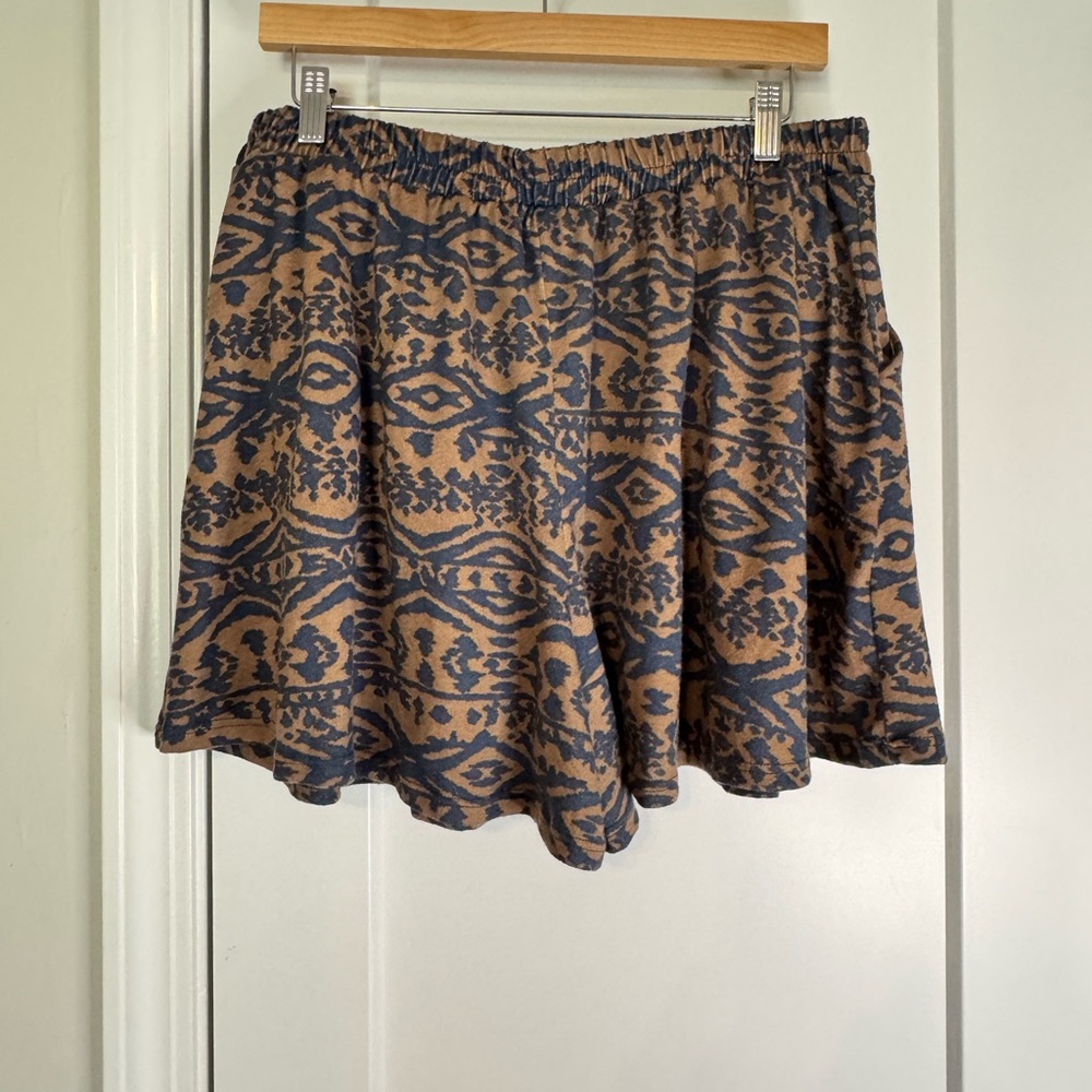 Jade By Jane Tribal Print Short Set - Picture 8 of 8